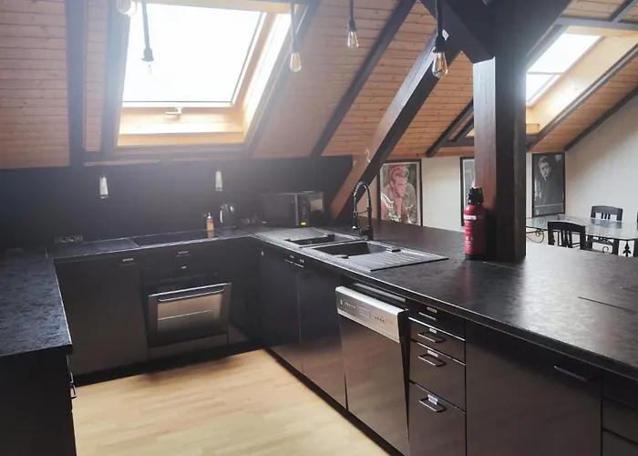 Batcave Lejlighed Oelsberg